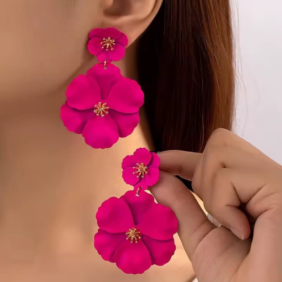 Anthropologie Fuchsia Floral Earrings - Picture 4 of 5